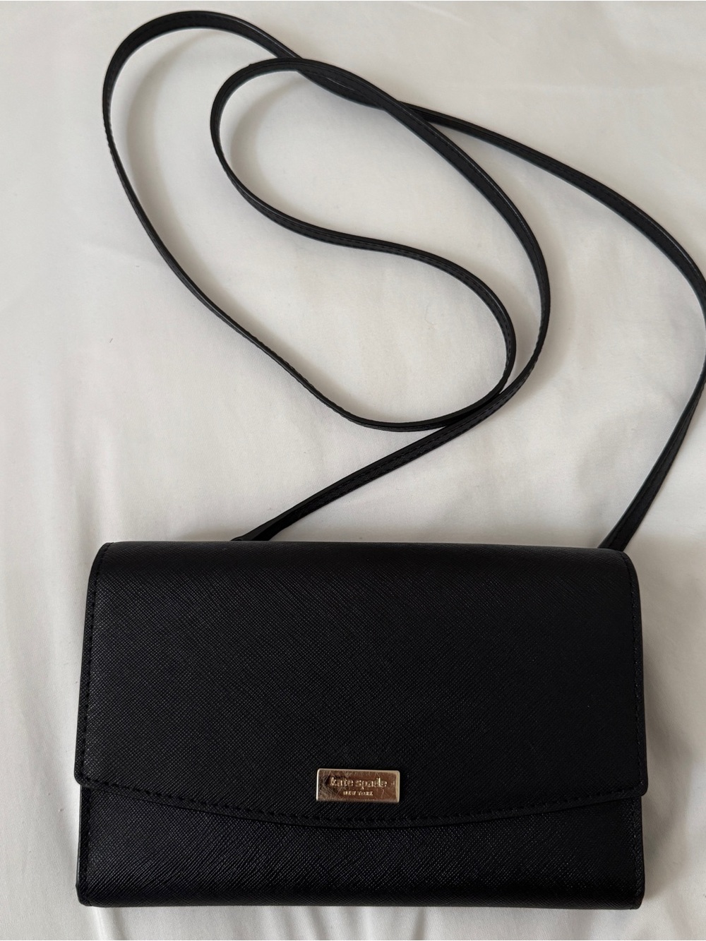 kate spade Winni Laurel Way Crossbody Bag in black - Picture 1 of 10